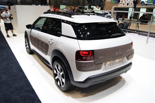 Citroën _C4_Cactus (1)