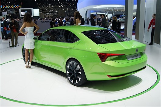 SKODA_Vision C (1)