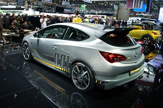 Vauxhall -Opel _Astra _OPC-VXR_EXTREME (2)