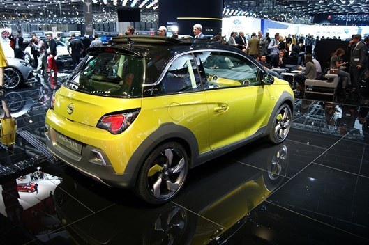 Vauxhall -Opel _ADAM_ROCKS