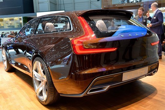 Volvo Concept Estate (1)