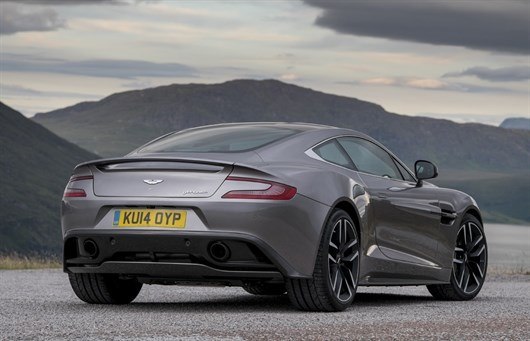 Aston Martin Vanquish (1)