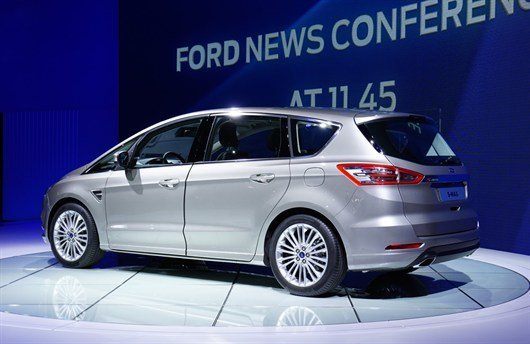 Ford S-MAX (2)