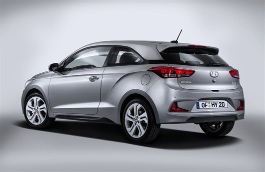 Hyundai I 20 Coupe (2)