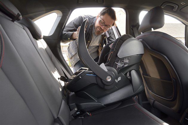 BMW 2 Series Active Tourer Child Seat