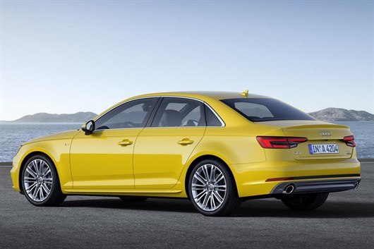 Audi A4 2.0 TFSI Quattro 2