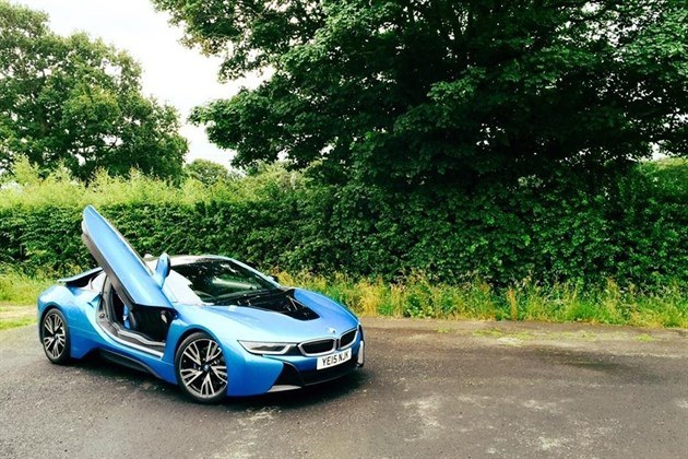 I8