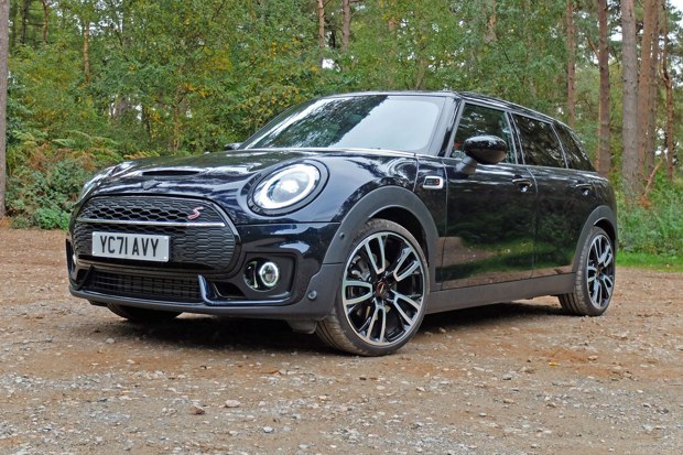 2022 - MINI Clubman 2.0 Cooper S MINI Yours Black - Enigmatic
