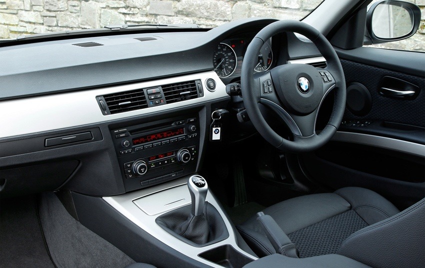 BMW 3 Series E90 330i Sparkling Graphite Dashboard View at the M Editorial  Stock Image - Image of sport, motor: 99533129