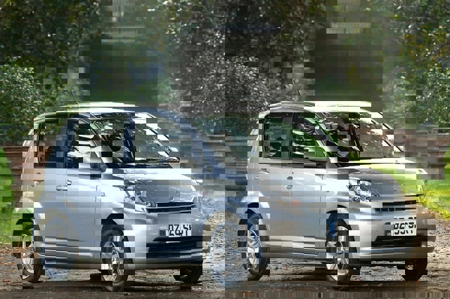Daihatsu%20Sirion%20(13).jpg