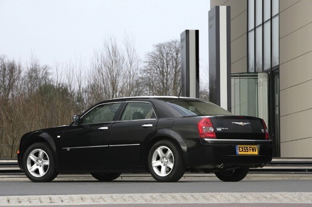 Used Chrysler 300C Saloon (2005 - 2010) Review