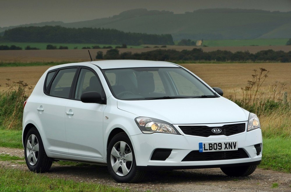 20. сид 1. 20. кия сид хэтчбек 2010. Kia ceed 2010.