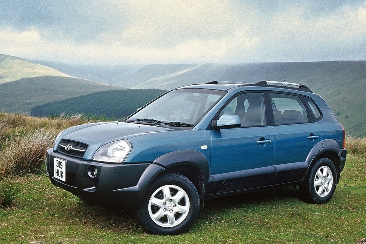 Хендай туссан 2.0 дизель. Hyundai Tucson 2004-2009. Хендай Туссан 1 поколения. Hyundai Tucson 2004. Hyundai Tucson 2009.