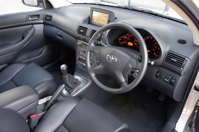 Totalcar - Tesztek - Használtteszt: Toyota Avensis II. (T25) Liftback –  2008.