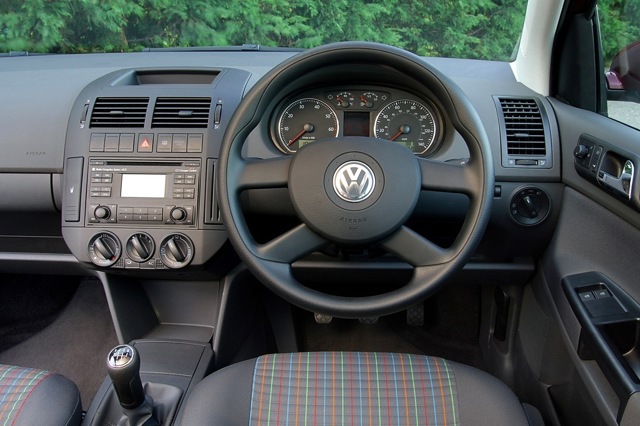  Volkswagen Polo (-) Reseña