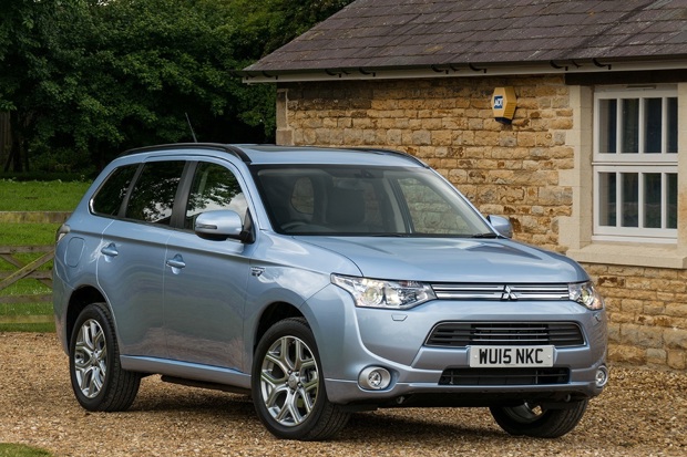 Mitsubishi Outlander Forum :: Outlander II - Benzin & Diesel :: Sonnenschutz