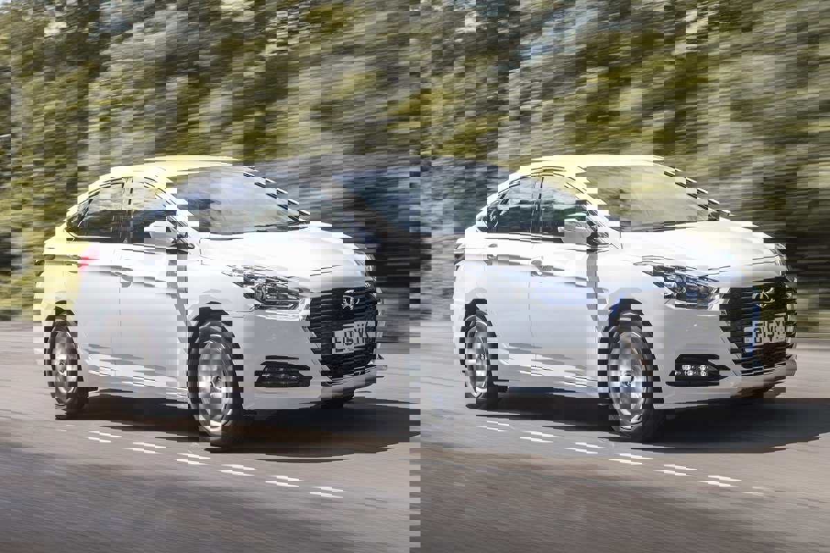 Hyundai i40 2013. Hyundai i40 хэтчбек. Hyundai i40 i. Hyundai i40 cw. Хендай ай 40.