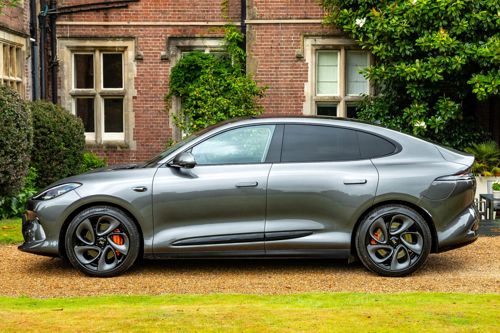 MG IM6 Review: static side elevation