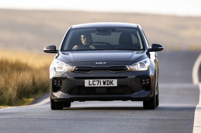 2022 Kia Rio Specs, Price, MPG & Reviews