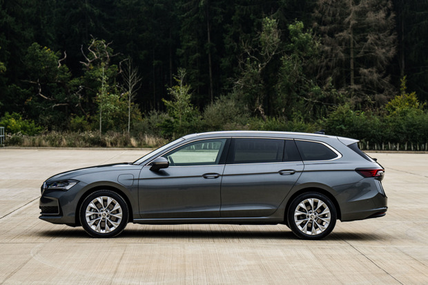 Skoda Superb Estate iV