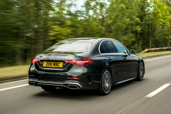 Mercedes C-Class: driving
