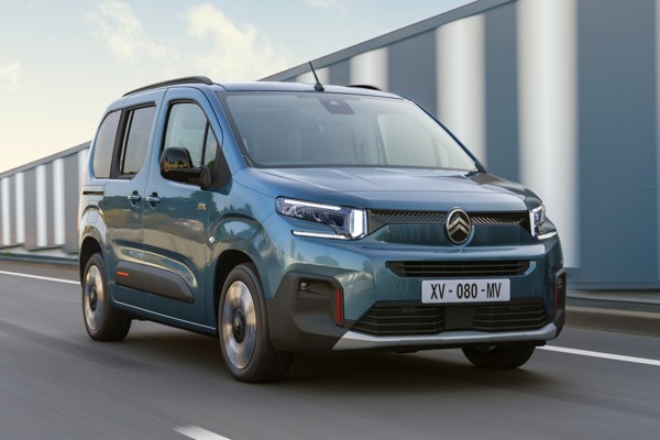 Citroen Berlingo dynamic front three-quarter