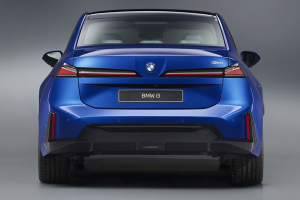 2026 BMW i3