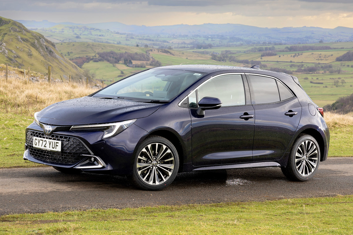 Toyota corolla hatchback 2020. Тойота аурис 2019. Тойота королла хэтчбек 2019. Toyota corolla hatchback hybrid. Toyota corolla 210.