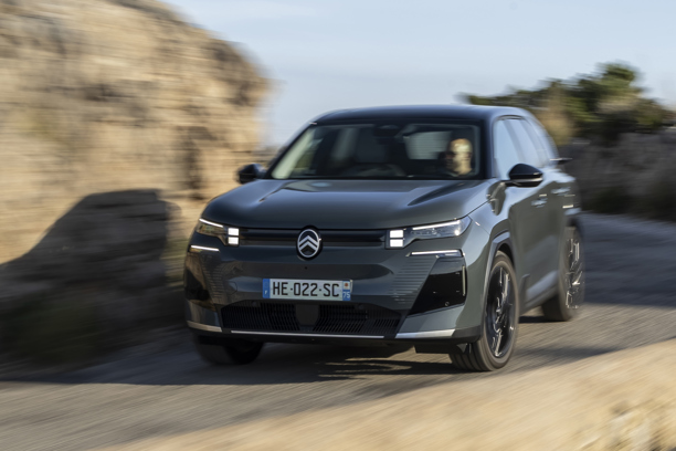 Citroen e-C5 Aircross Review: Driving