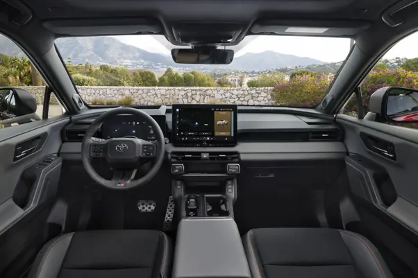 Toyota RAV4: Interior