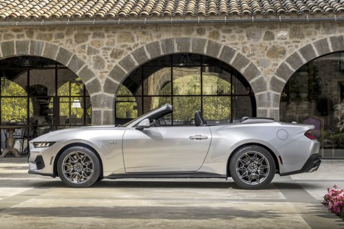 Ford Mustang Convertible Review: static side elevation