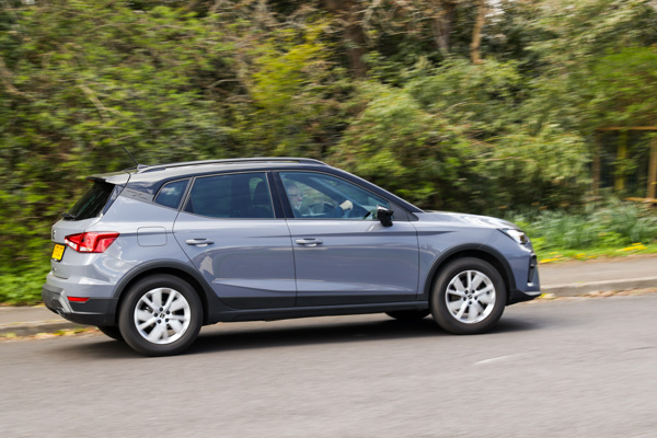 Seat Arona: driving