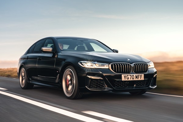 BMW 5 Series Saloon dynamic front three-quarter