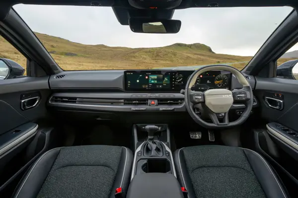 Kia K4: interior