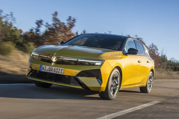 Vauxhall Astra Review