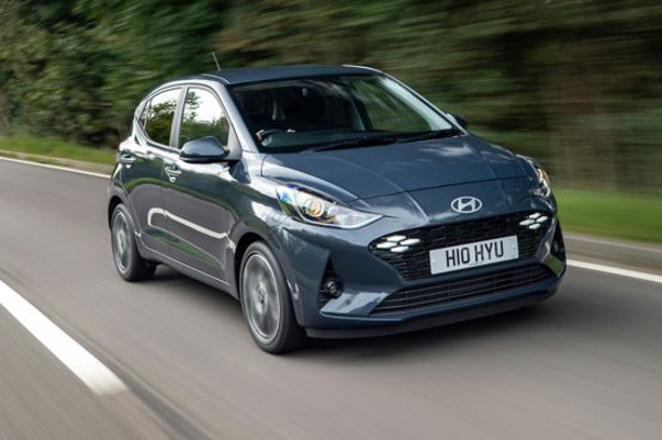 Hyundai i10 Review: Driving