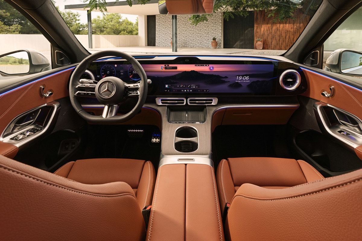 Hyperscreen interior with cream upholstery