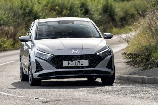 Hyundai i20 Review: Driving