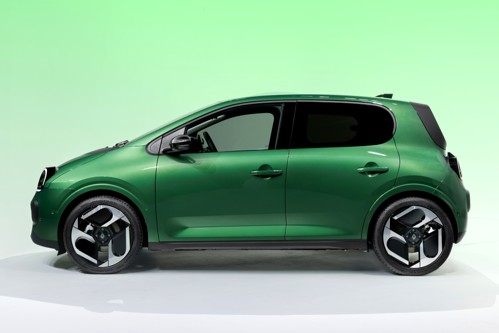 Renault Twingo E-Tech Review: static side elevation