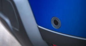 Security surprise: Thieves now targeting parking sensors and airbags