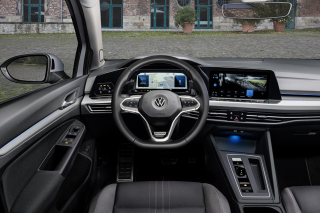 Volkswagen Golf Alltrack Review 2023 | Honest John