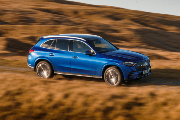 Mercedes GLC dynamic front three-quarter