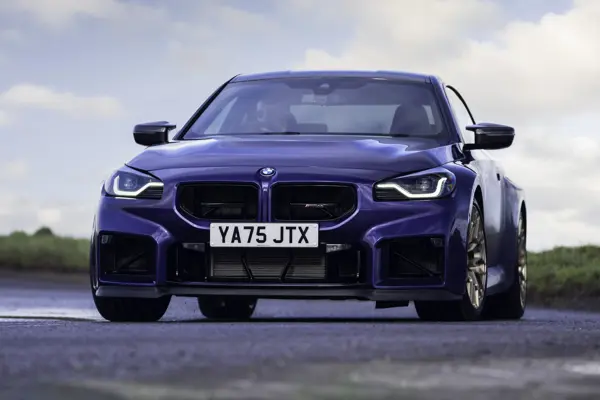 BMW M2 CS: driving