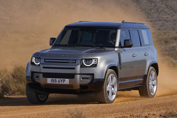 Land Rover Defender 110 dynamic front three-quarter