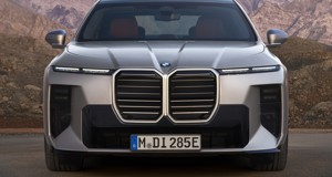 Revamped BMW 7 Series revealed with 452-mile electric range