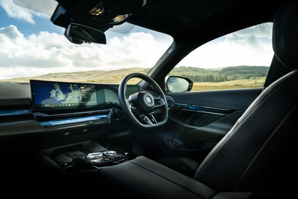 BMW i5 Review: Interior