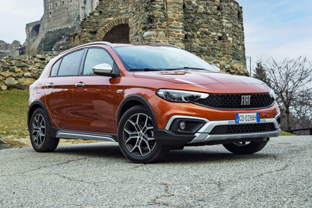 2021 Fiat Tipo revealed with updated engines and new cross version