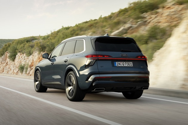 2026 Audi Q7 rear
