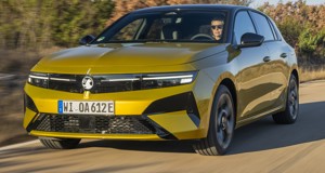Revised Vauxhall Astra plug-in, electric and hybrid all get the same price tag