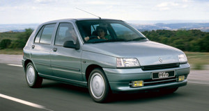 Monday Motoring Classic: Renault Clio